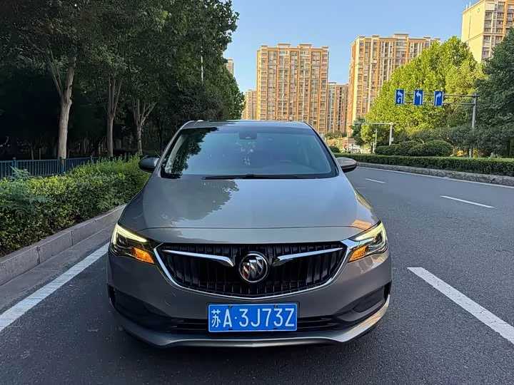 Buick GL6