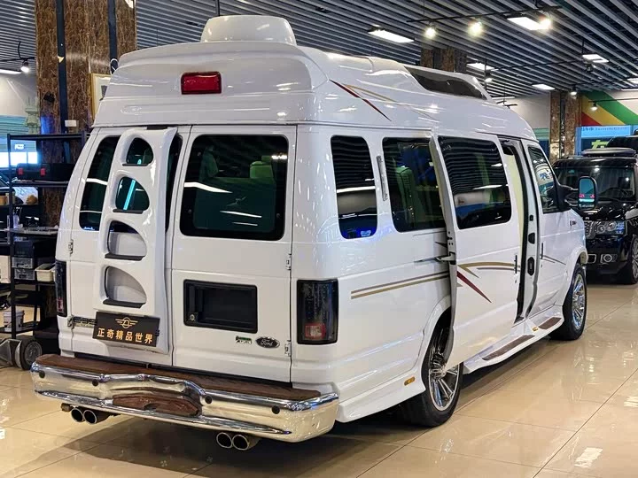 Ford E350
