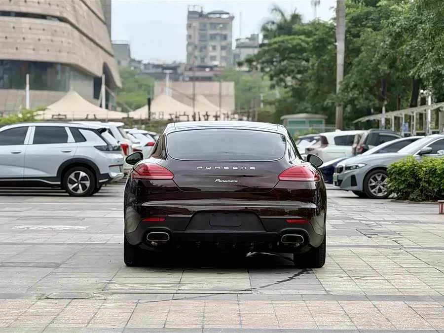 Porsche Panamera