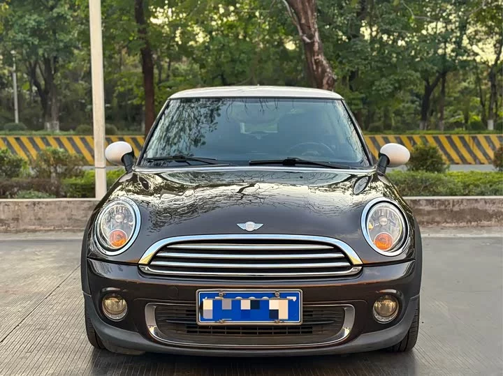 MINI 