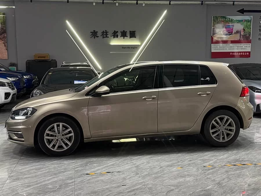 Volkswagen golf