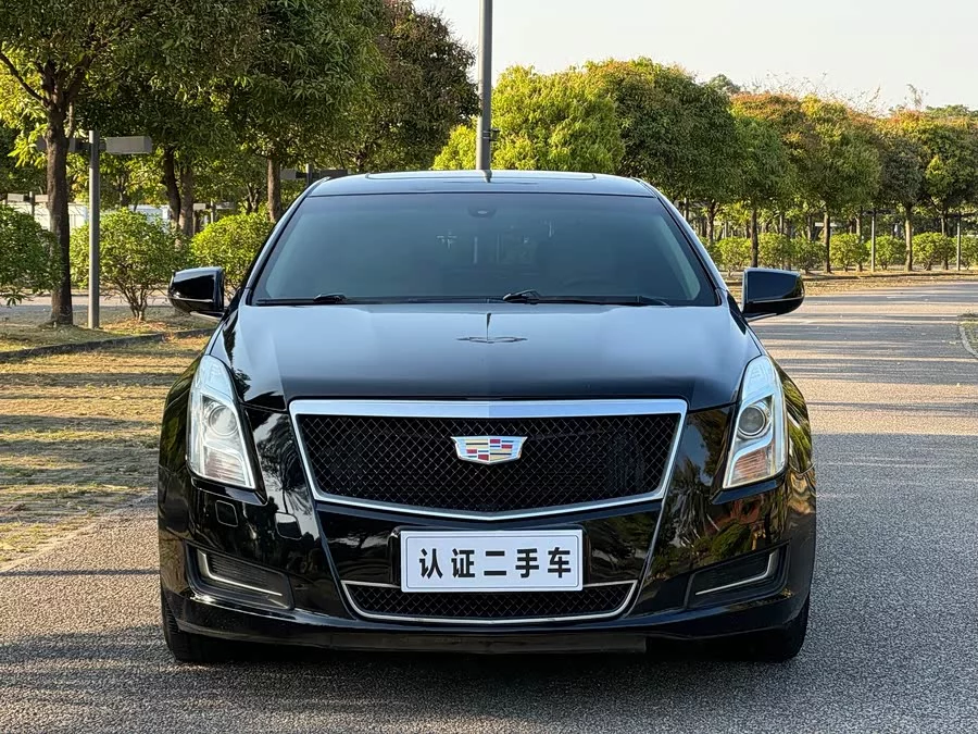 Cadillac XTS