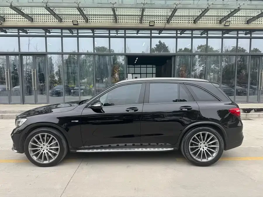 Mercedes Benz GLC AMG