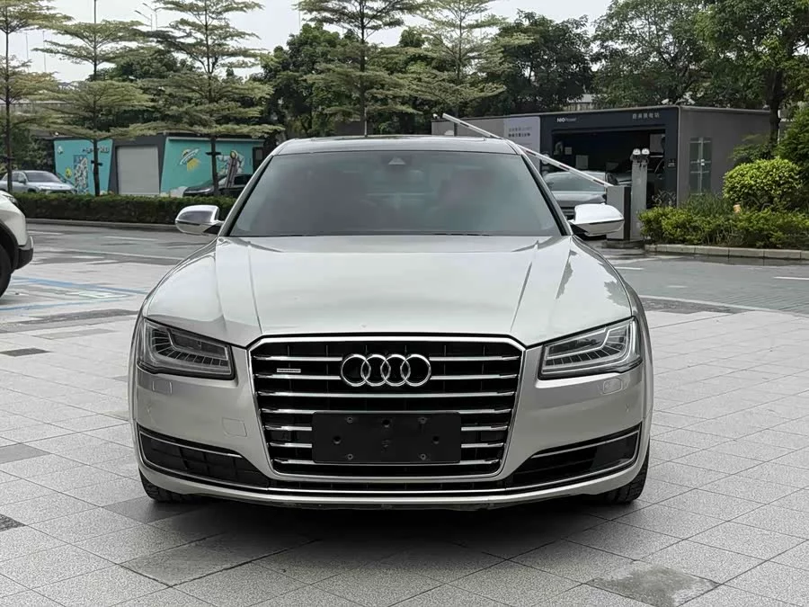 Audi A8