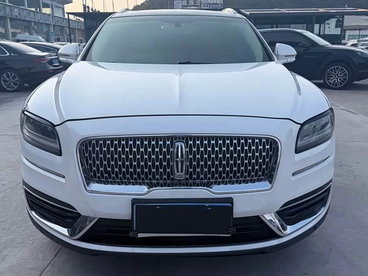 Lincoln Voyager