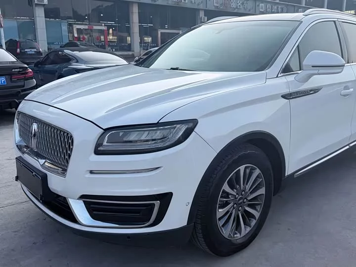 Lincoln Voyager