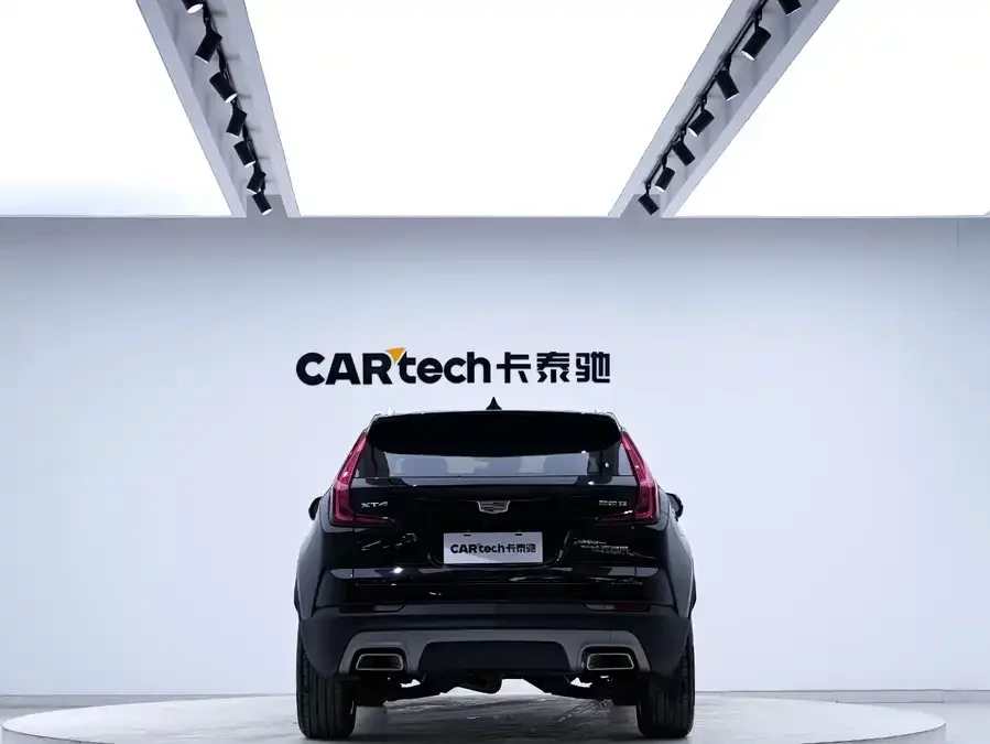 Cadillac XT4