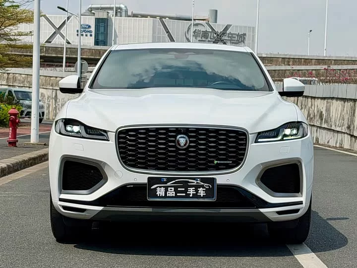 Jaguar F-PACE