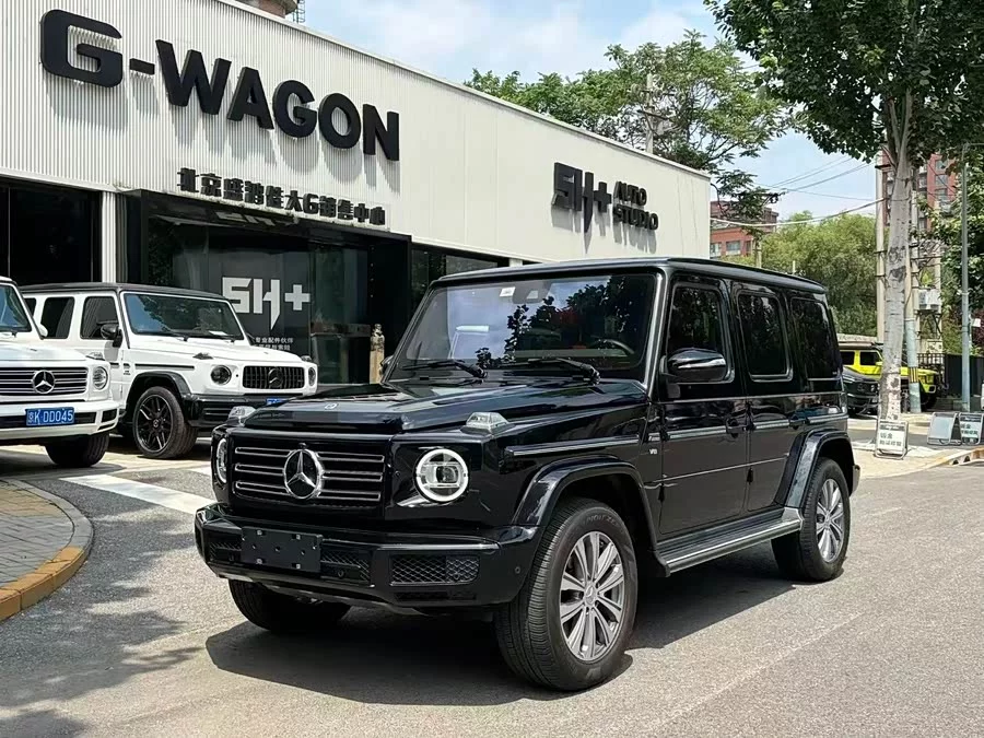 Mercedes Benz G-rated