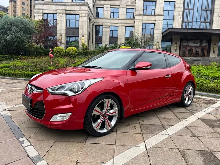 Hyundai Veloster