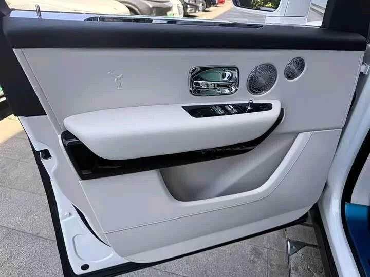 Rolls Royce Cullinan