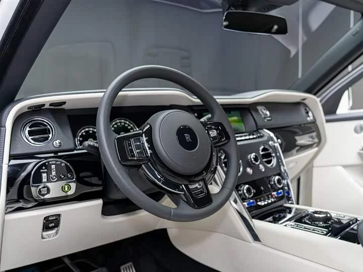 Rolls Royce Cullinan
