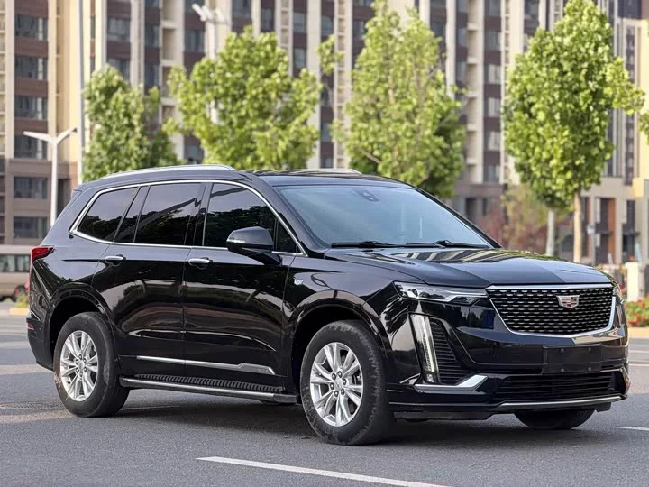 Cadillac XT6