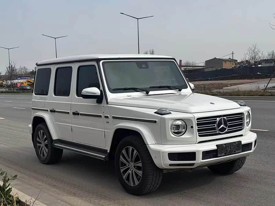 Mercedes Benz G-rated