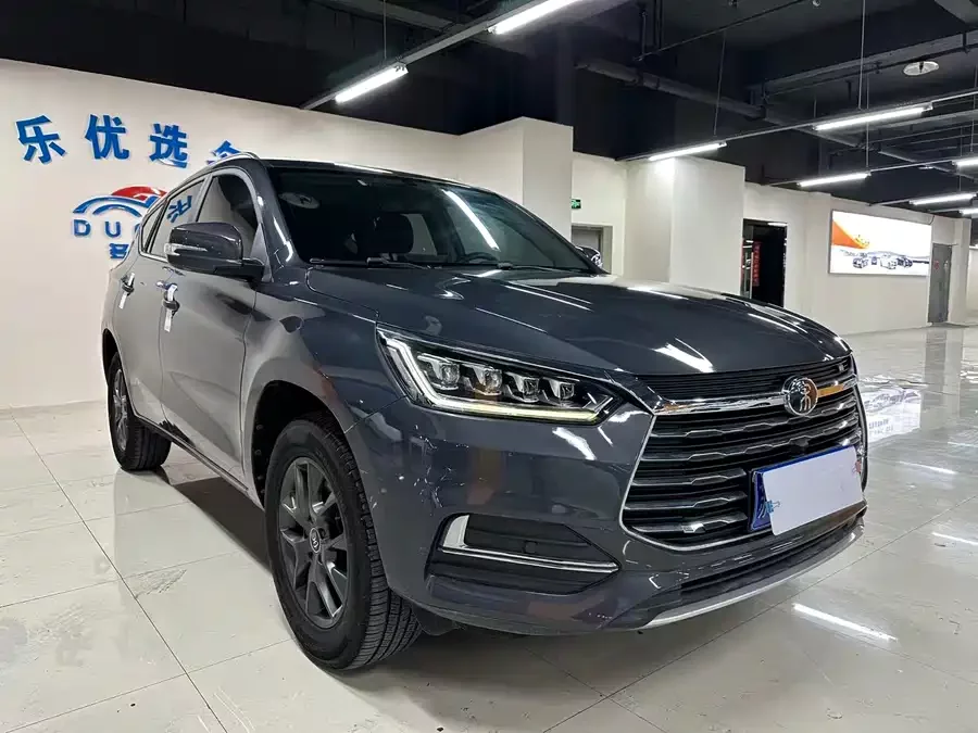 BYD Song