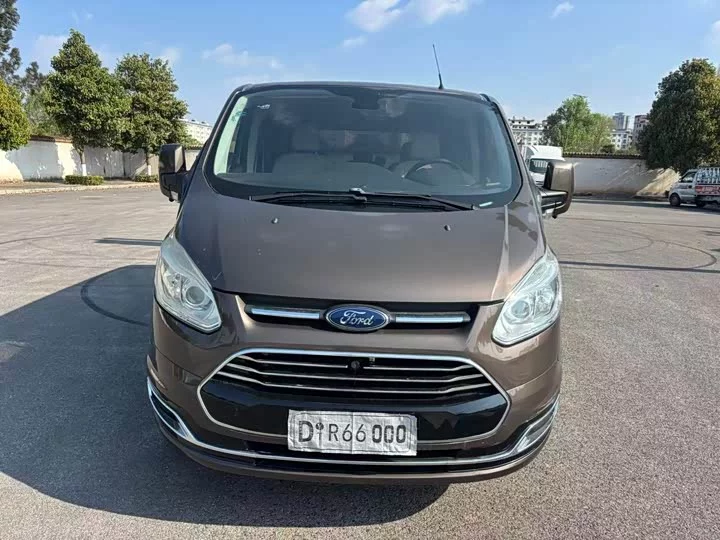 Ford Toureo