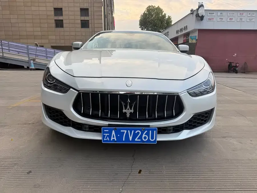 Maserati Ghibli