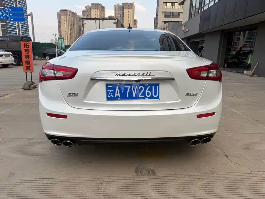 Maserati Ghibli