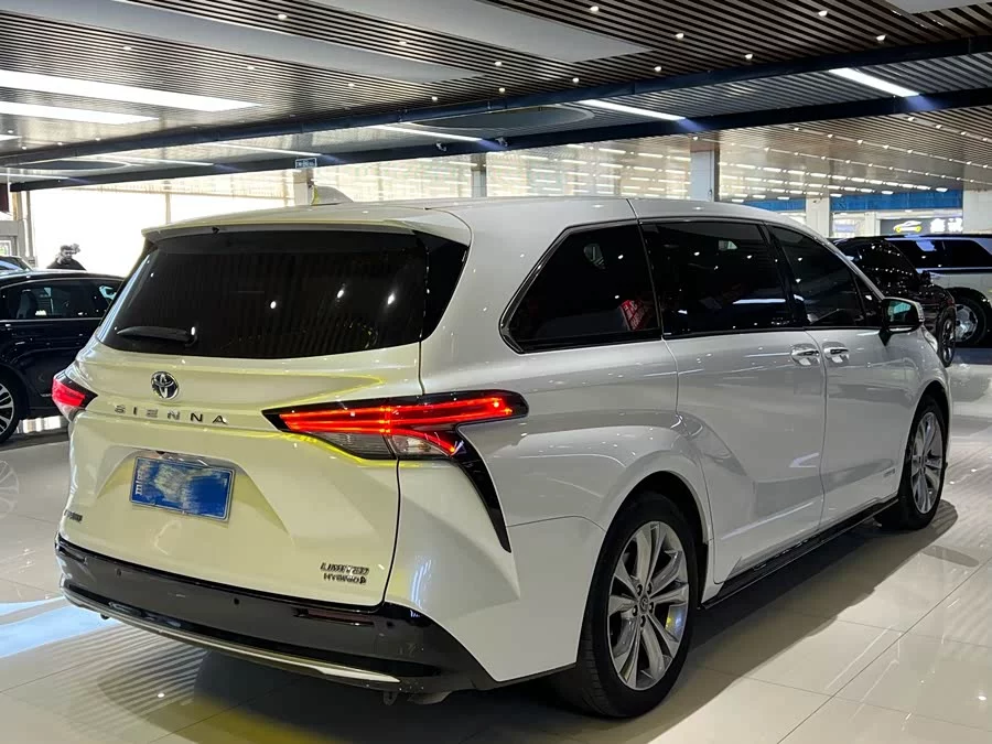 Toyota SIENNA