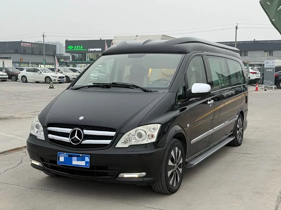Mercedes Benz Vito
