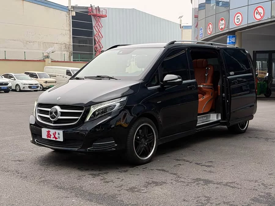 Mercedes Benz Class V