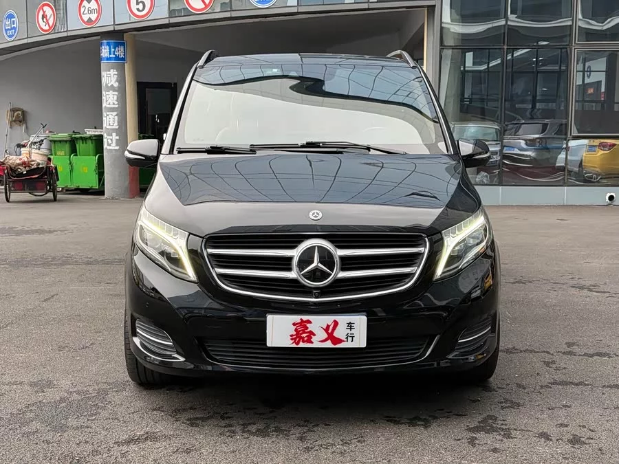 Mercedes Benz Class V