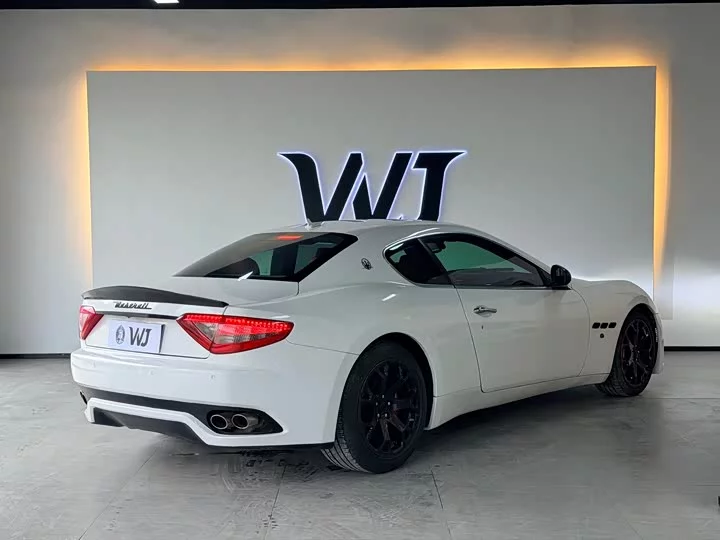 Maserati GranTurismo