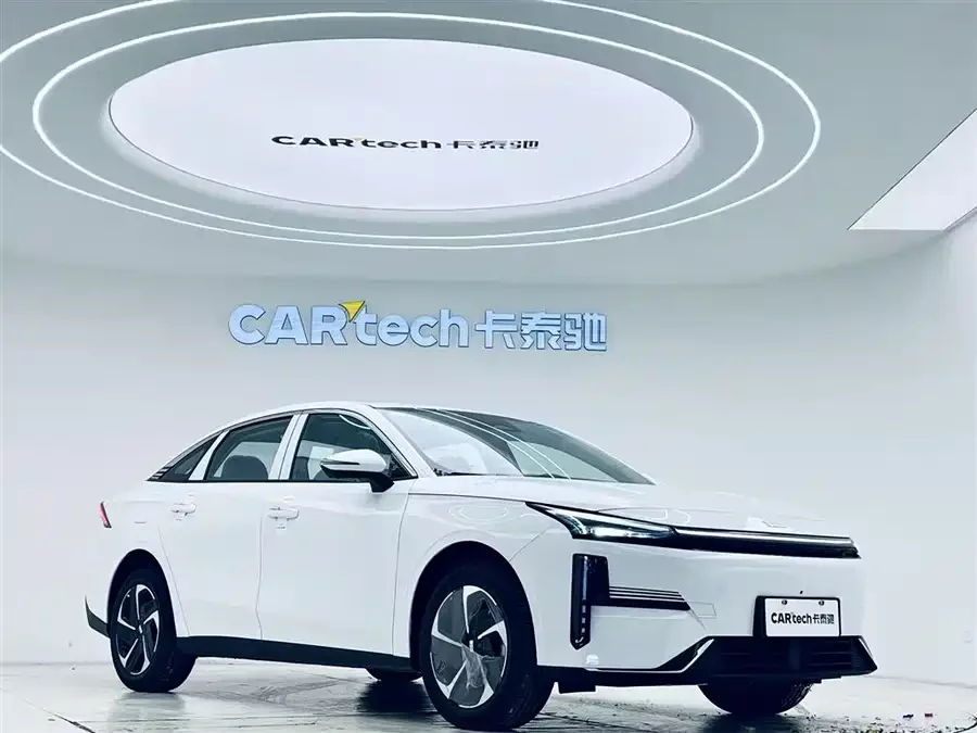 Geely Galaxy L6