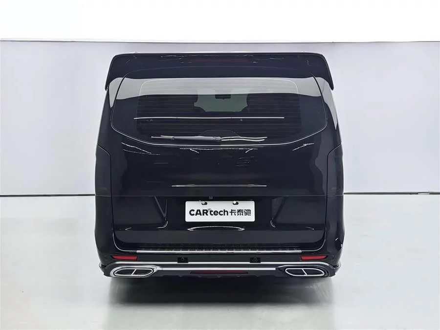 Mercedes Benz Vito