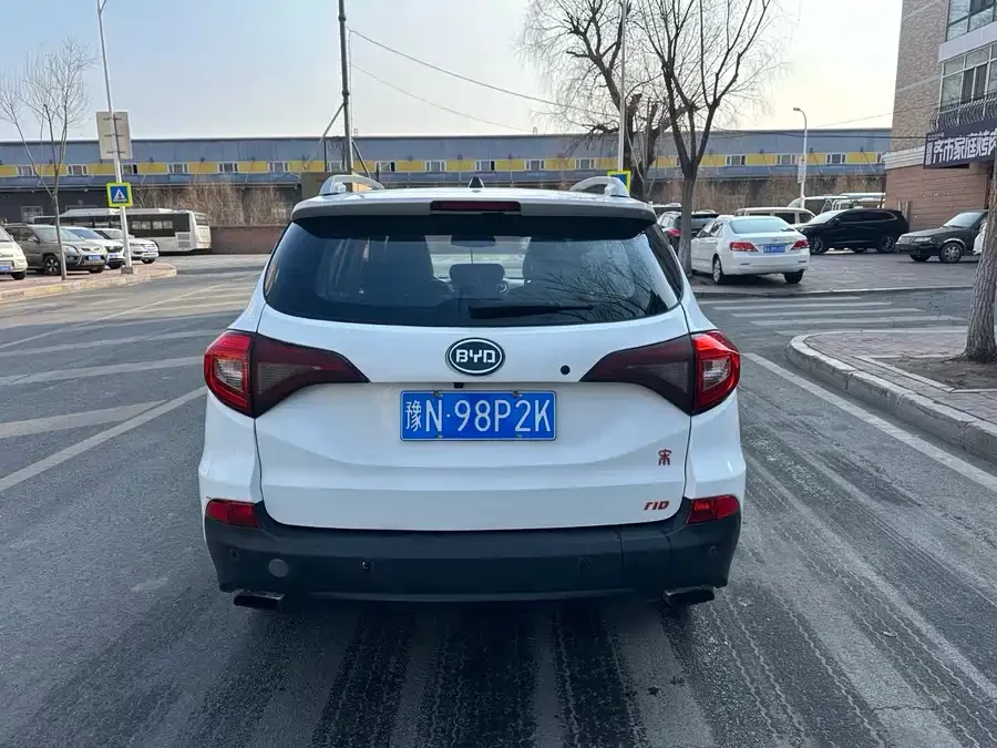 BYD Song