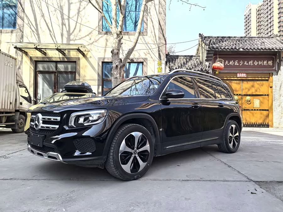Mercedes Benz GLB
