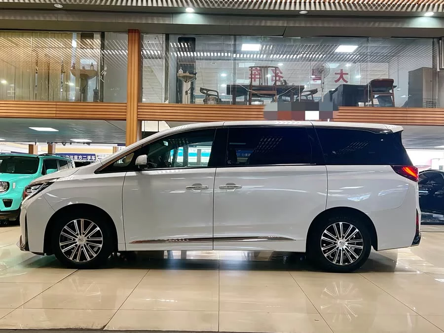 GAC Trumpchi M8