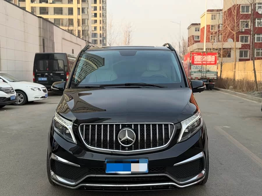 Mercedes Benz Vito