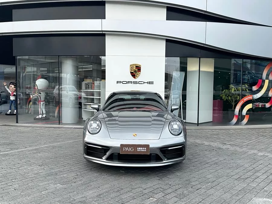 Porsche 911