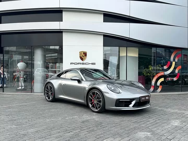Porsche 911