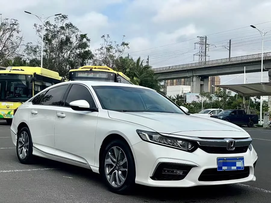 Honda Inspire