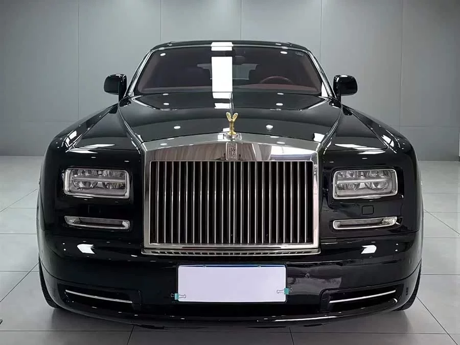 Rolls-Royce Phantom