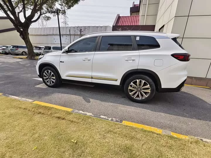 Chery Tiggo 8