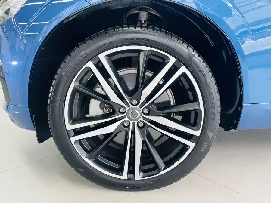 Volvo XC60 Plug-in Hybrid