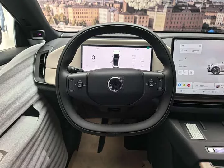 Volvo XC70 plug-in hybrid