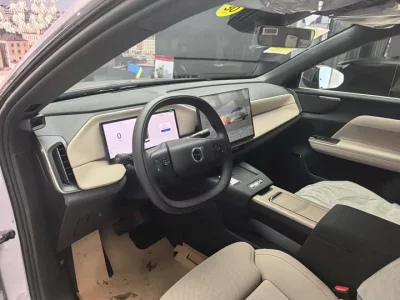 Volvo XC70 plug-in hybrid