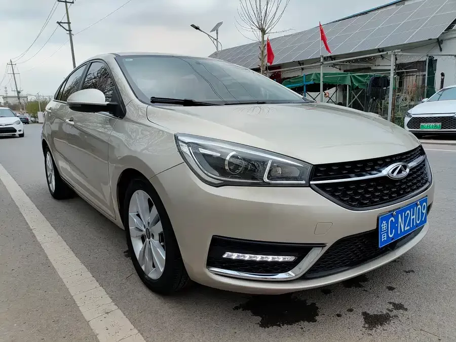 Chery Arrizo 5