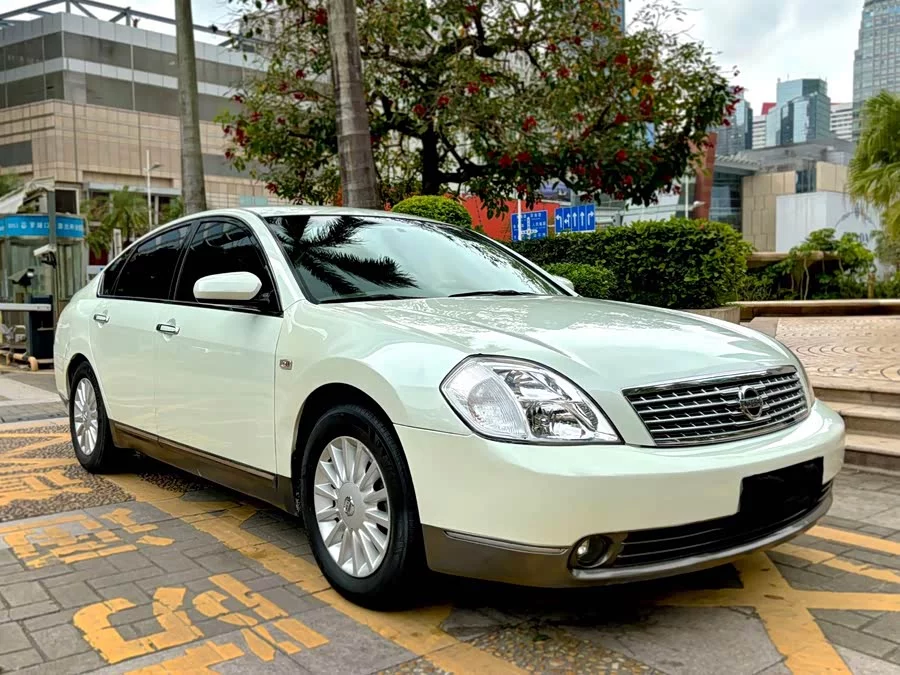 Nissan Teana