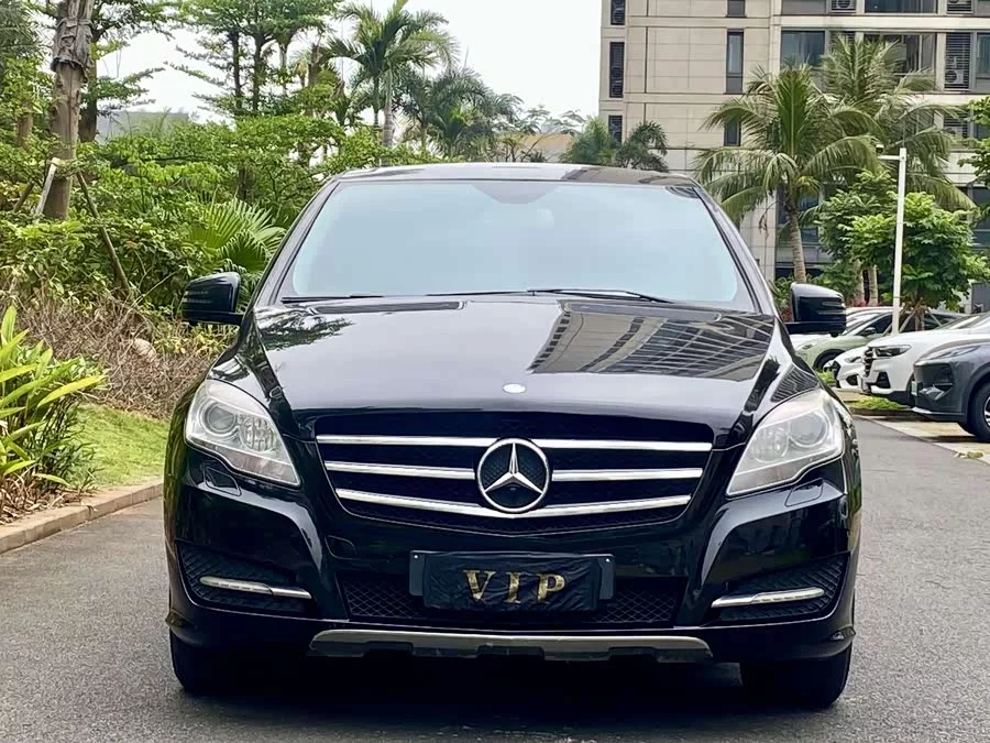 Mercedes Benz R-rated