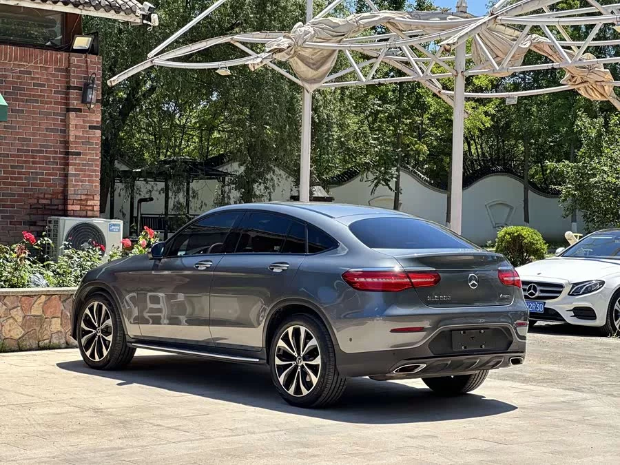 Mercedes Benz GLC coupe