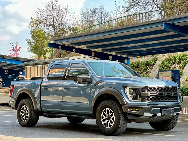 Ford F-150 Raptor