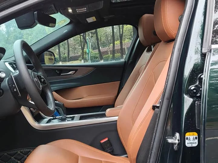 Jaguar XEL