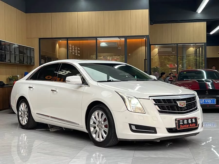 Cadillac XTS