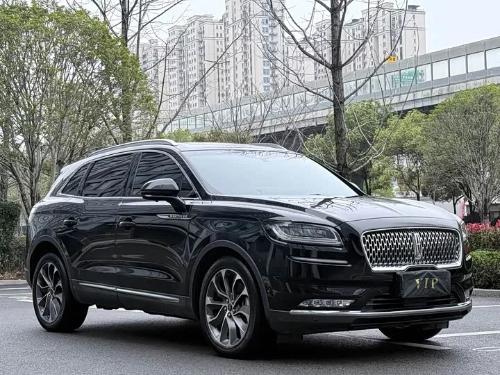 Lincoln navigator