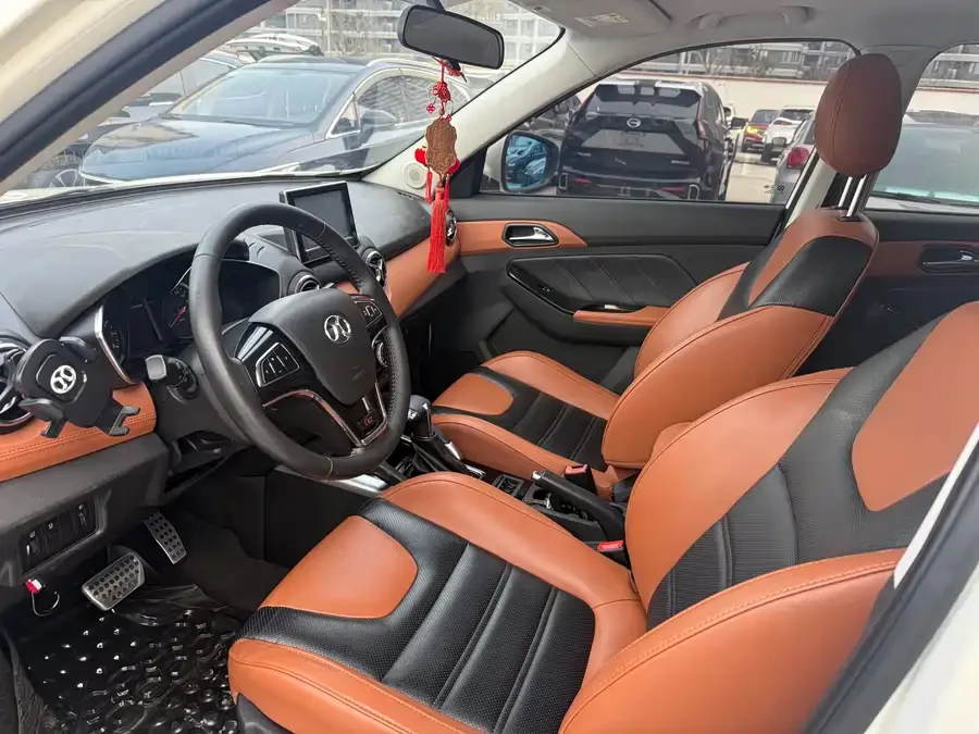 BAIC Saab X35